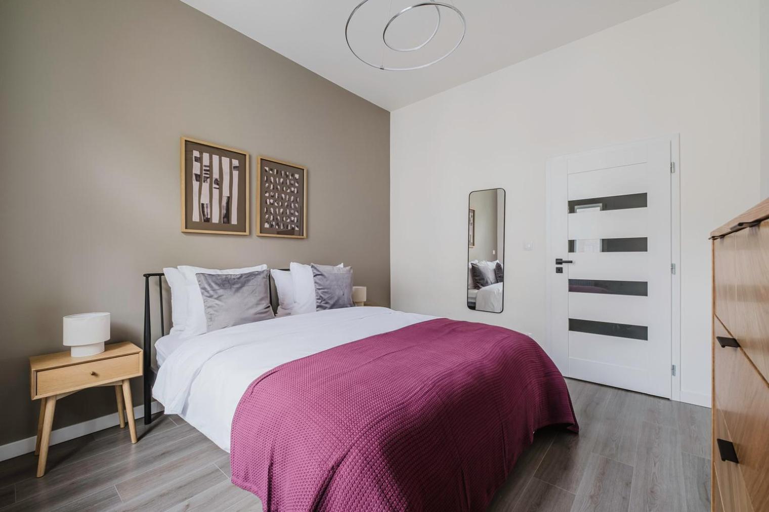 Blueground Zizkov Renovated Nr Universities Prg-35 Apartment